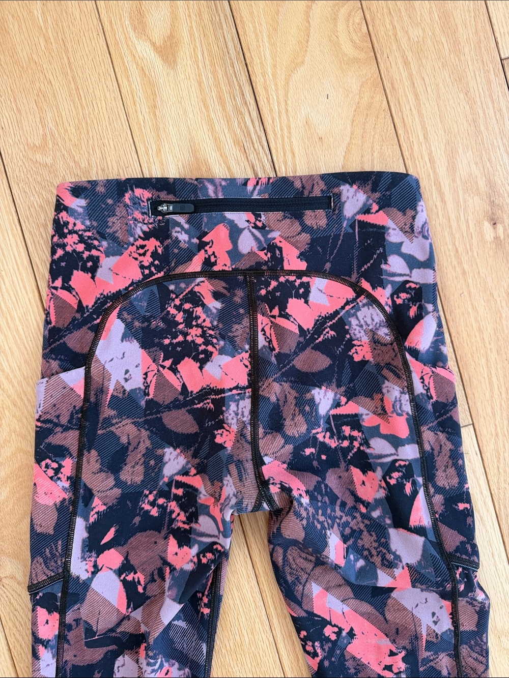 Lululemon Fast & Free 7/8 Tight II 25" - Picture 4 of 10